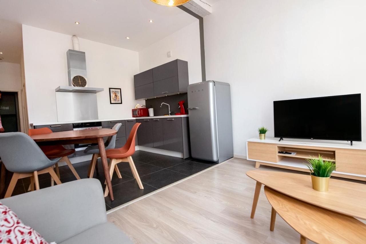 Les Cerisiers - Appart De Standing A Namur Centre ภายนอก รูปภาพ